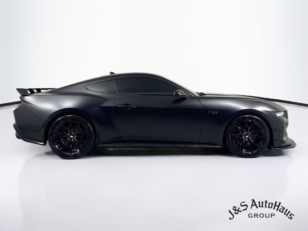 Used 2024 Ford Mustang GT RWD image 8