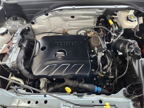 Certified 2025 Chevrolet TrailBlazer LT AWD/4WD image 34
