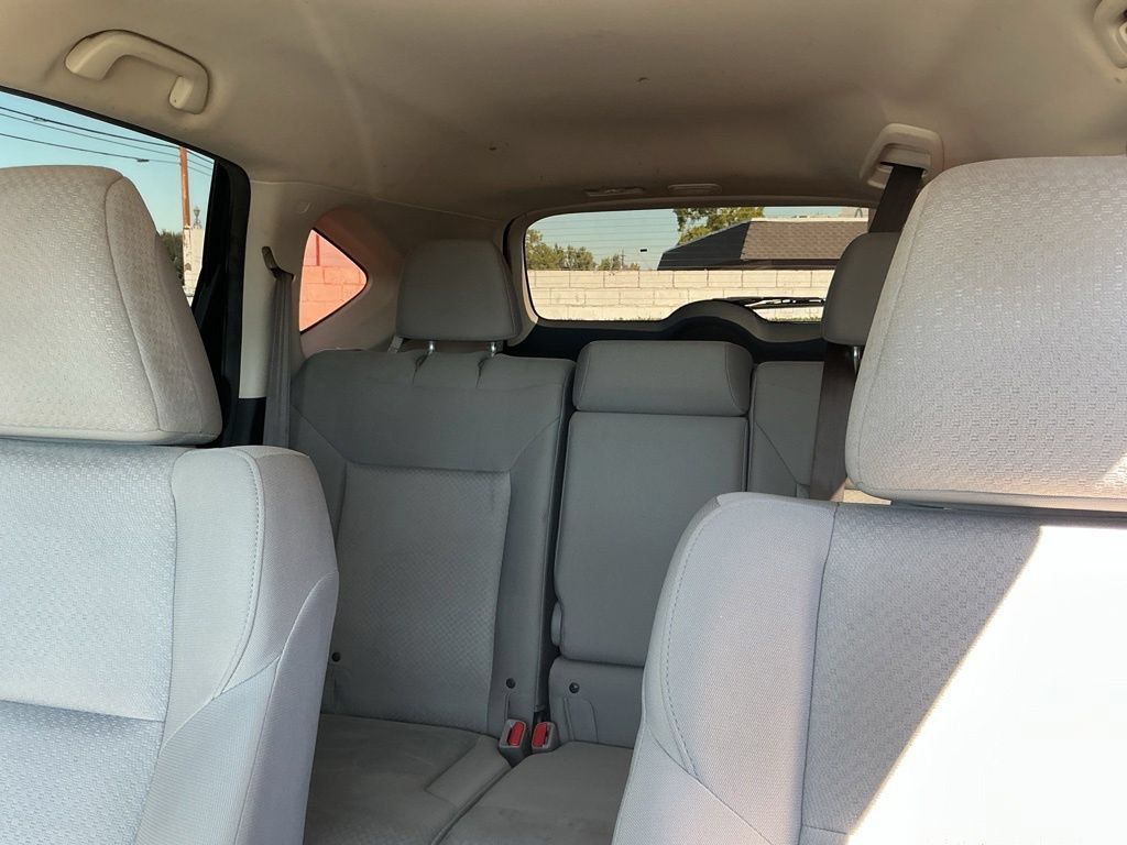 Used 2015 Honda CR-V LX image 9