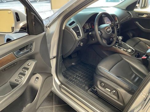 Used 2015 Audi Q5 2.0T Premium Plus w/ Technology Package AWD/4WD image 9