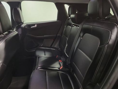 Used 2024 Ford Escape Platinum AWD/4WD image 26