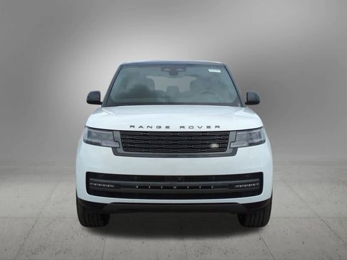 New 2025 Land Rover Range Rover Long Wheelbase SE image 9