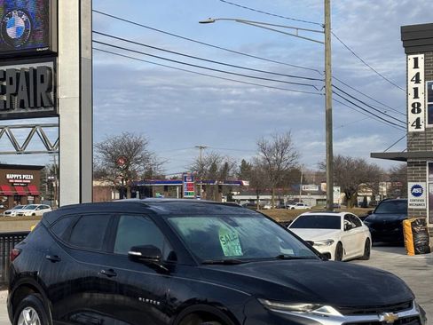 Used 2022 Chevrolet Blazer LT image 1