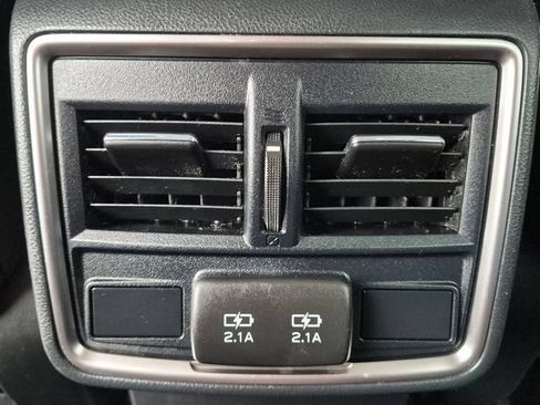 Used 2019 Subaru Forester Limited AWD/4WD image 29