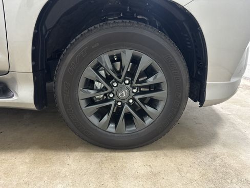 Used 2023 Lexus GX 460 Premium AWD/4WD image 13
