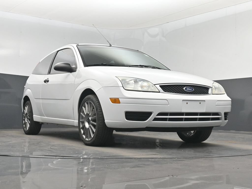 Used 2007 Ford Focus S FWD image 32