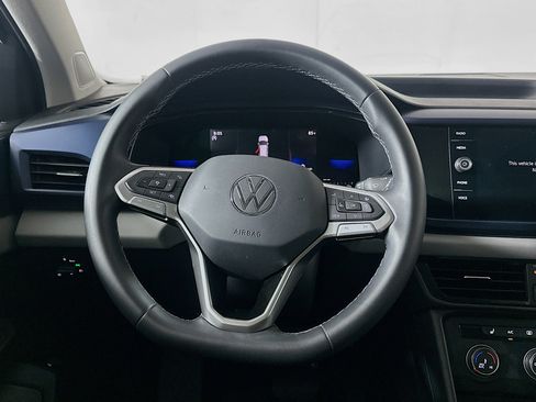 Used 2022 Volkswagen Taos SE FWD image 17
