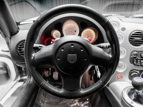 Used 2005 Dodge Viper SRT-10 RWD image 52
