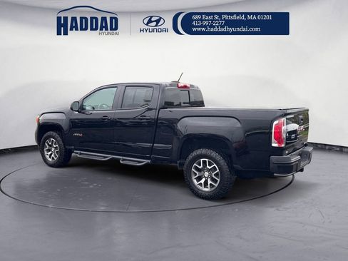 Used 2022 GMC Canyon AT4 image 3
