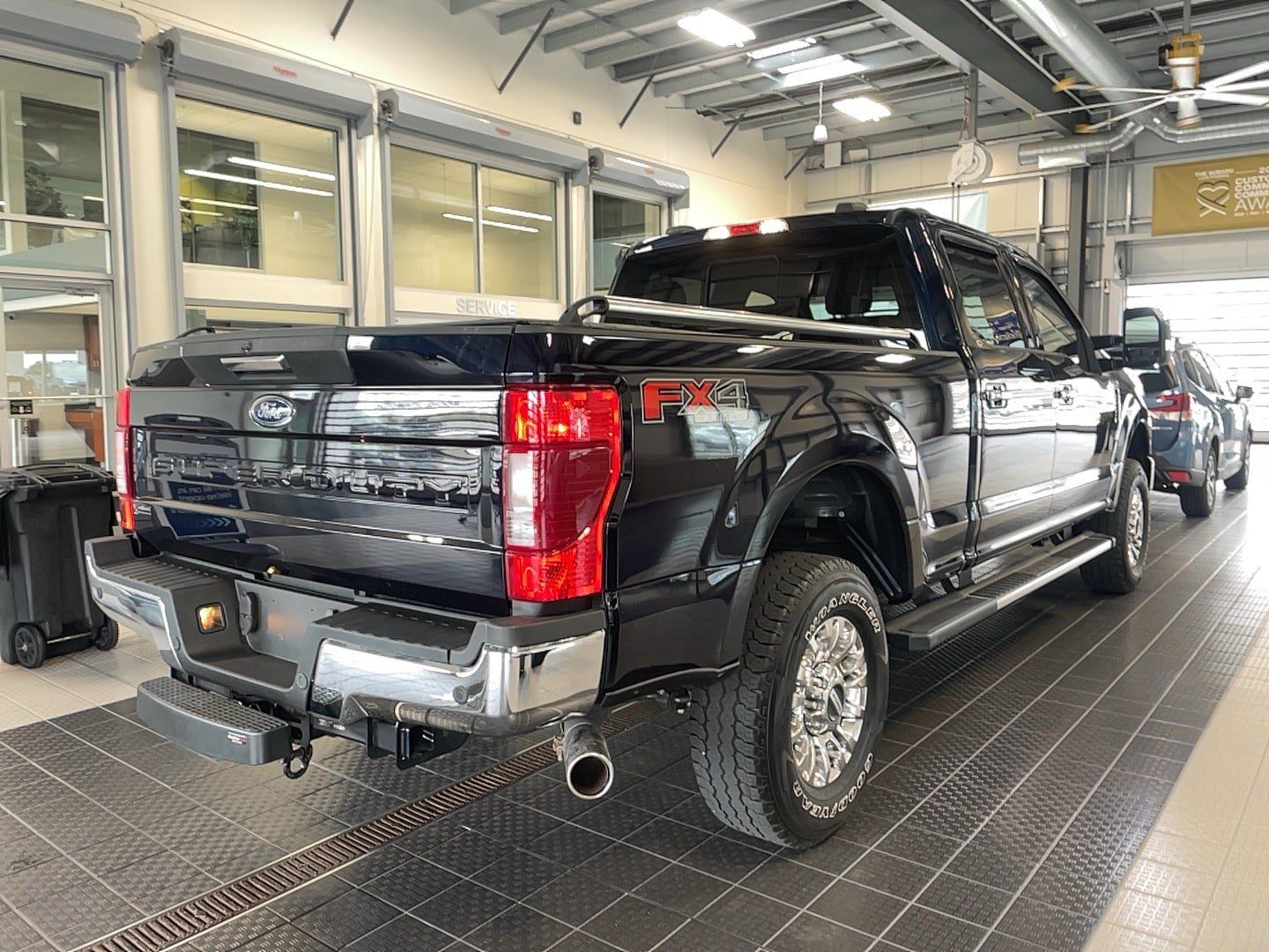 Used 2022 Ford F350 XLT w/ XLT Premium Package AWD/4WD image 24
