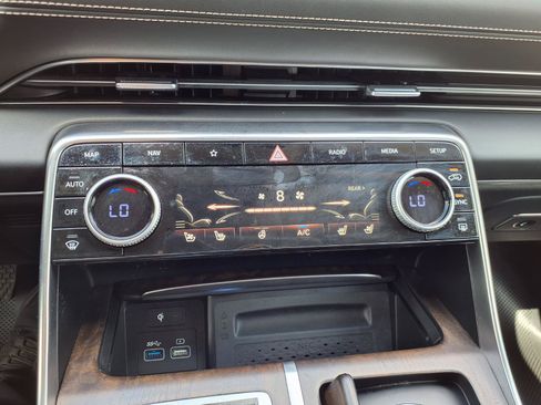 Used 2023 Genesis GV80 2.5T w/ Prestige 20" Package AWD/4WD image 25