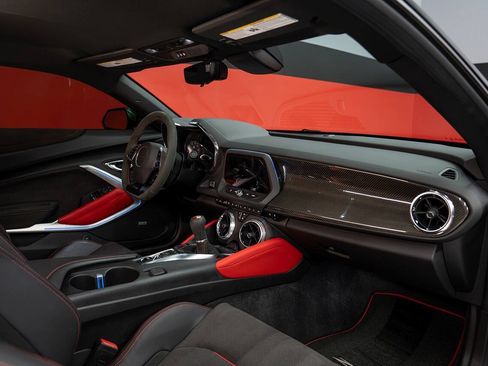 Used 2021 Chevrolet Camaro ZL1 RWD image 66