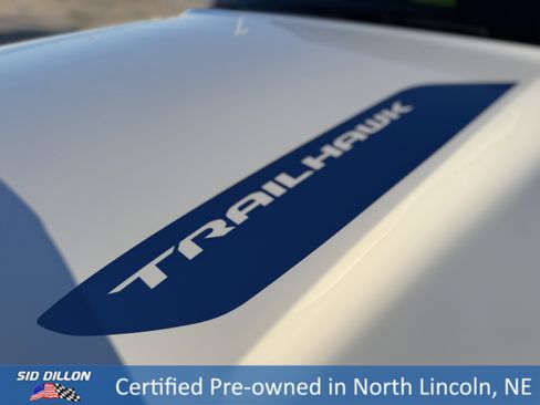 Used 2024 Jeep Grand Cherokee Trailhawk image 23