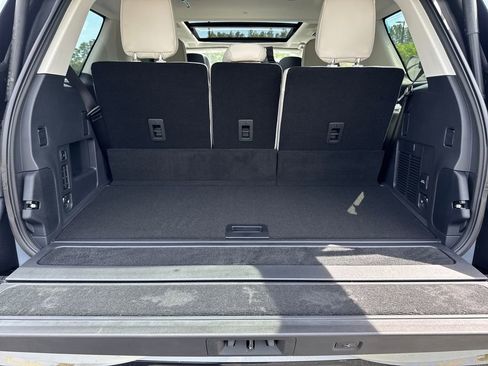 New 2026 Lincoln Navigator Reserve w/ Jet Appearance Package AWD/4WD image 30