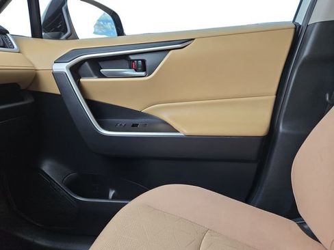 Certified 2024 Toyota RAV4 XLE image 17