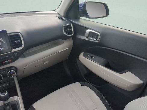 New 2026 Hyundai Venue SEL FWD image 14