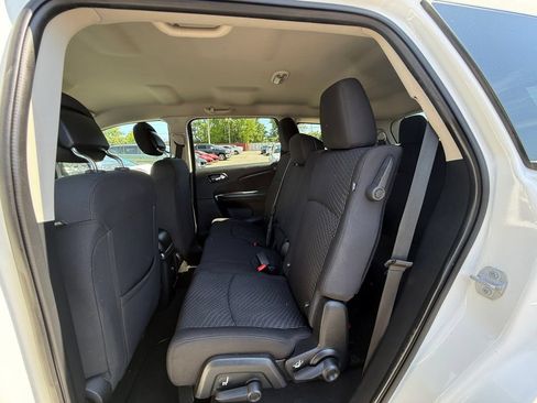 Used 2018 Dodge Journey SE w/ Blacktop Package FWD image 23