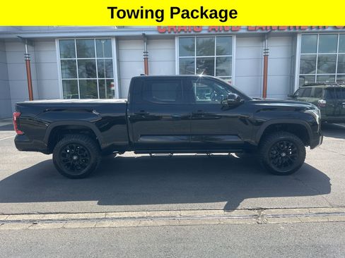 Used 2025 Toyota Tundra Limited AWD/4WD image 4
