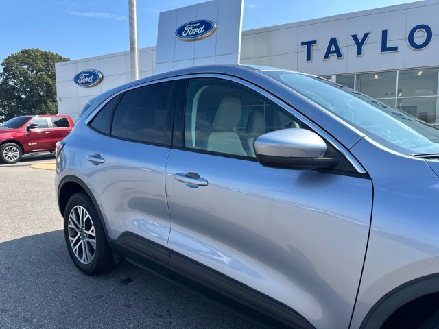 Used 2022 Ford Escape SEL w/ Technology Package AWD/4WD image 7