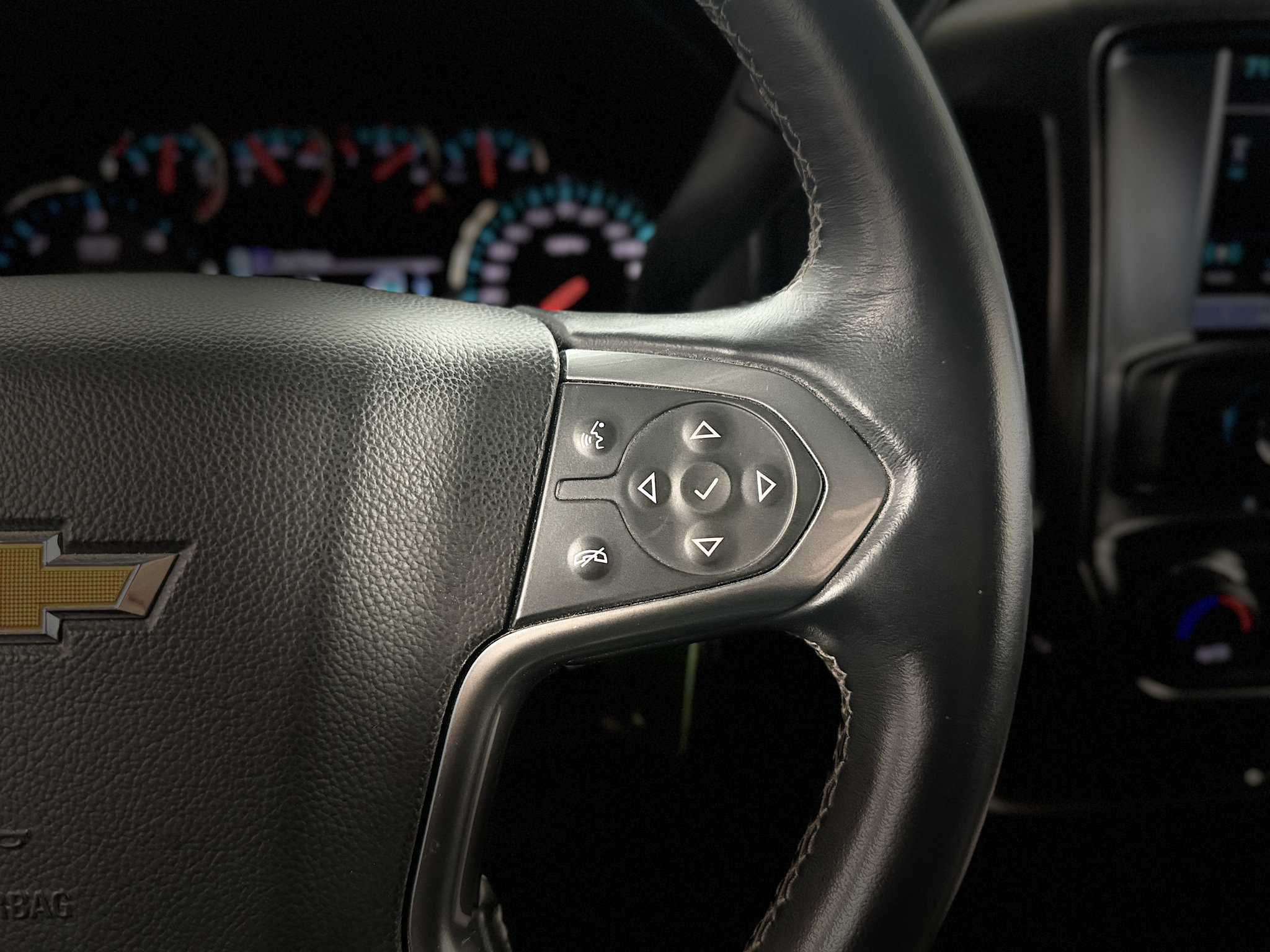 Used 2017 Chevrolet Silverado 1500 LT w/ All Star Edition AWD/4WD image 18