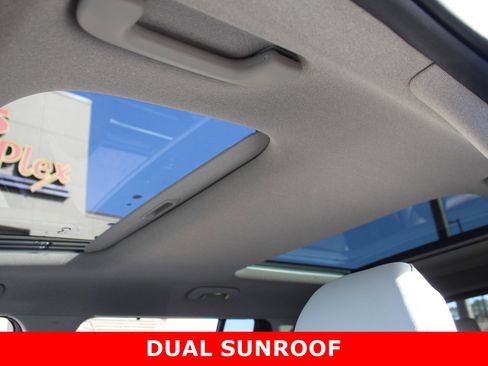 Used 2025 Hyundai Santa Fe Limited image 26