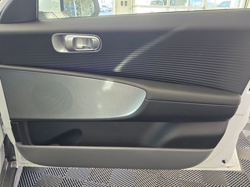 New 2025 Hyundai Ioniq 6 SEL image 31