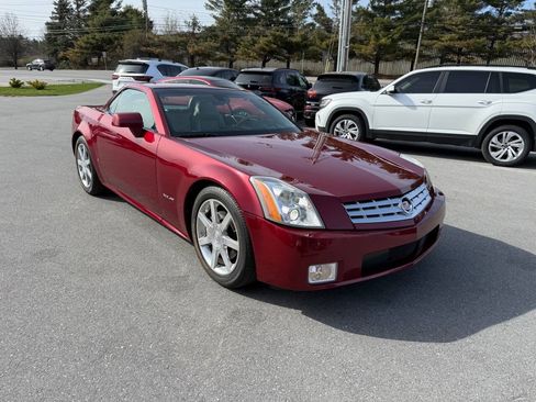 Used 2006 Cadillac XLR RWD image 7
