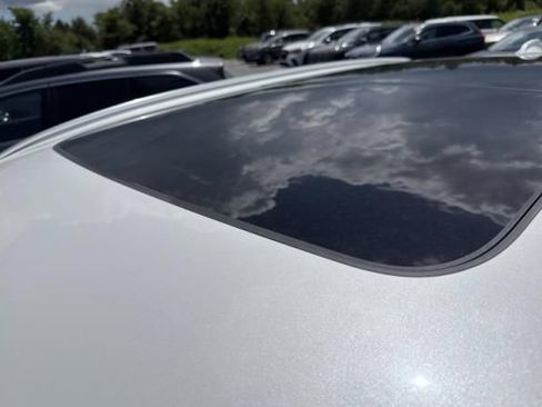 Used 2023 Volvo XC60 B5 Plus w/ Protection Package Premier FWD image 3