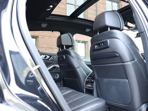 Used 2023 BMW X6 M50i w/ Executive Package AWD/4WD image 16