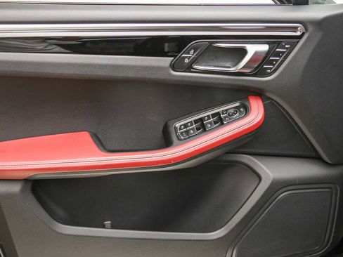 Certified 2024 Porsche Macan Turbo AWD/4WD image 26