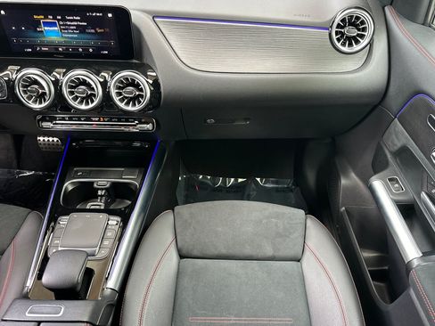 Certified 2023 Mercedes-Benz GLA 250 4MATIC image 31