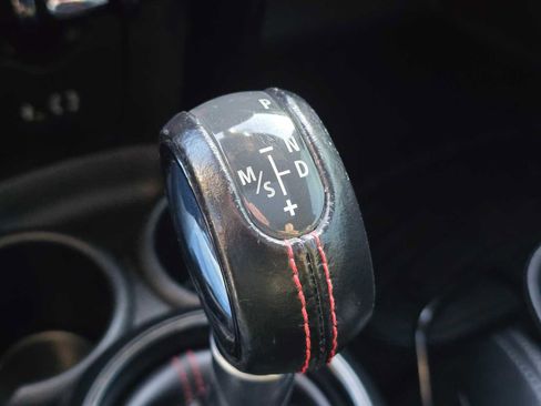 Used 2018 MINI Cooper S image 31