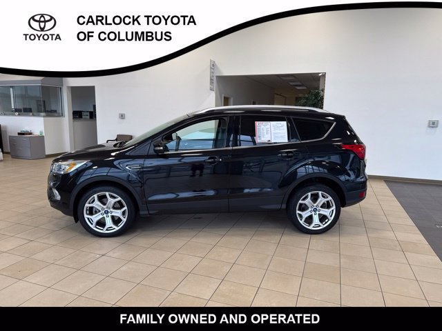 Used 2019 Ford Escape Titanium AWD/4WD image 1