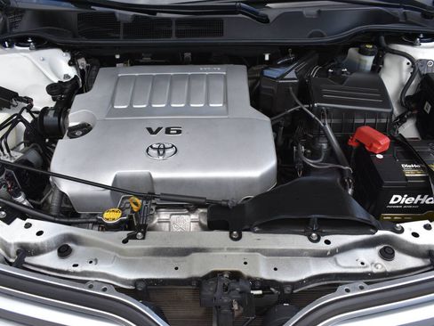 Used 2009 Toyota Venza AWD image 46