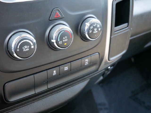 Used 2019 RAM 1500 Warlock AWD/4WD image 21