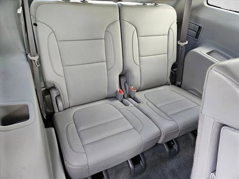 Used 2023 GMC Acadia SLT image 19