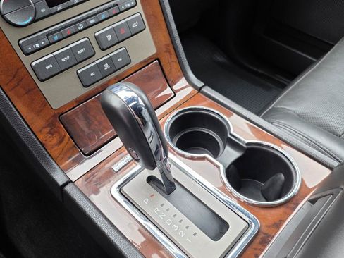 Used 2014 Lincoln Navigator 4WD image 19