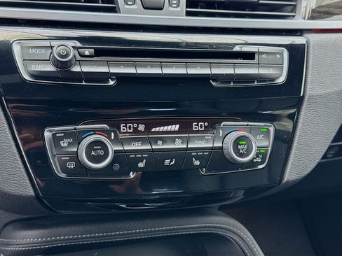 Used 2018 BMW X1 xDrive28i AWD/4WD image 12