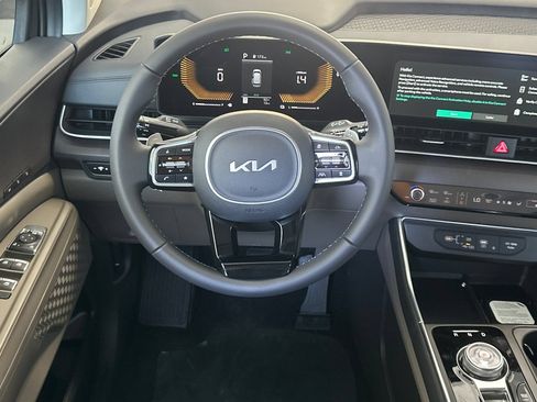 New 2026 Kia Carnival EX FWD image 14