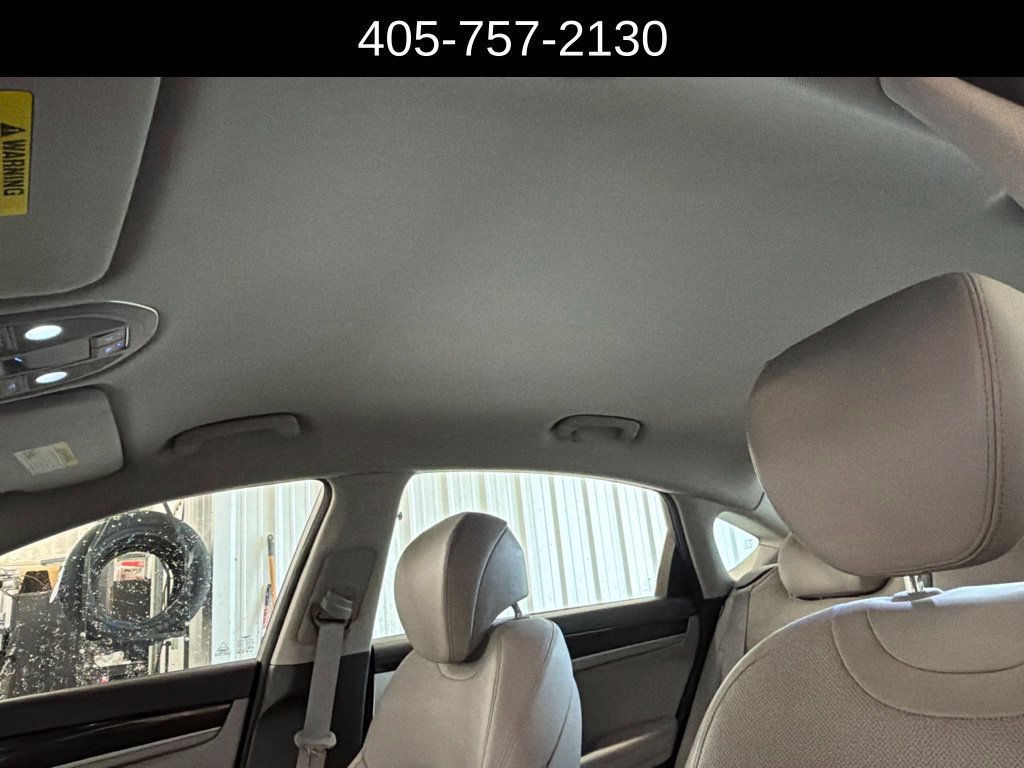 Used 2018 Genesis G80 3.8 RWD image 6