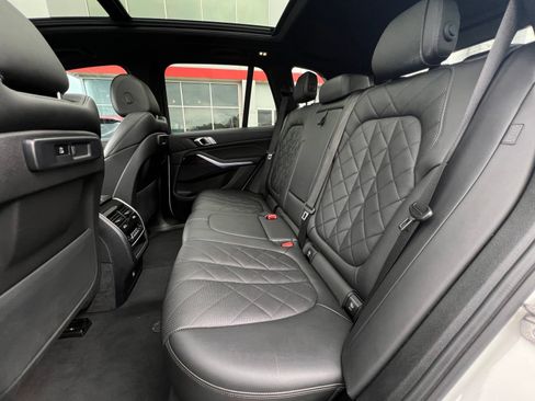 Used 2023 BMW X5 xDrive45e AWD/4WD image 43