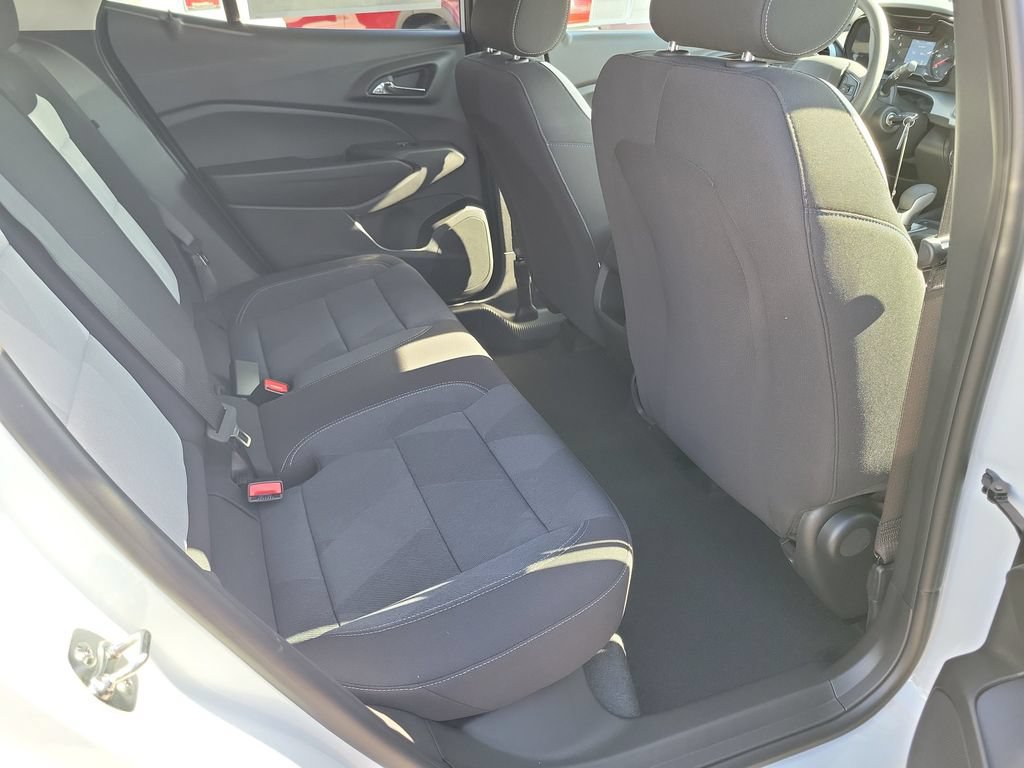 New 2026 Chevrolet Trax LS w/ LS Convenience Package FWD image 16