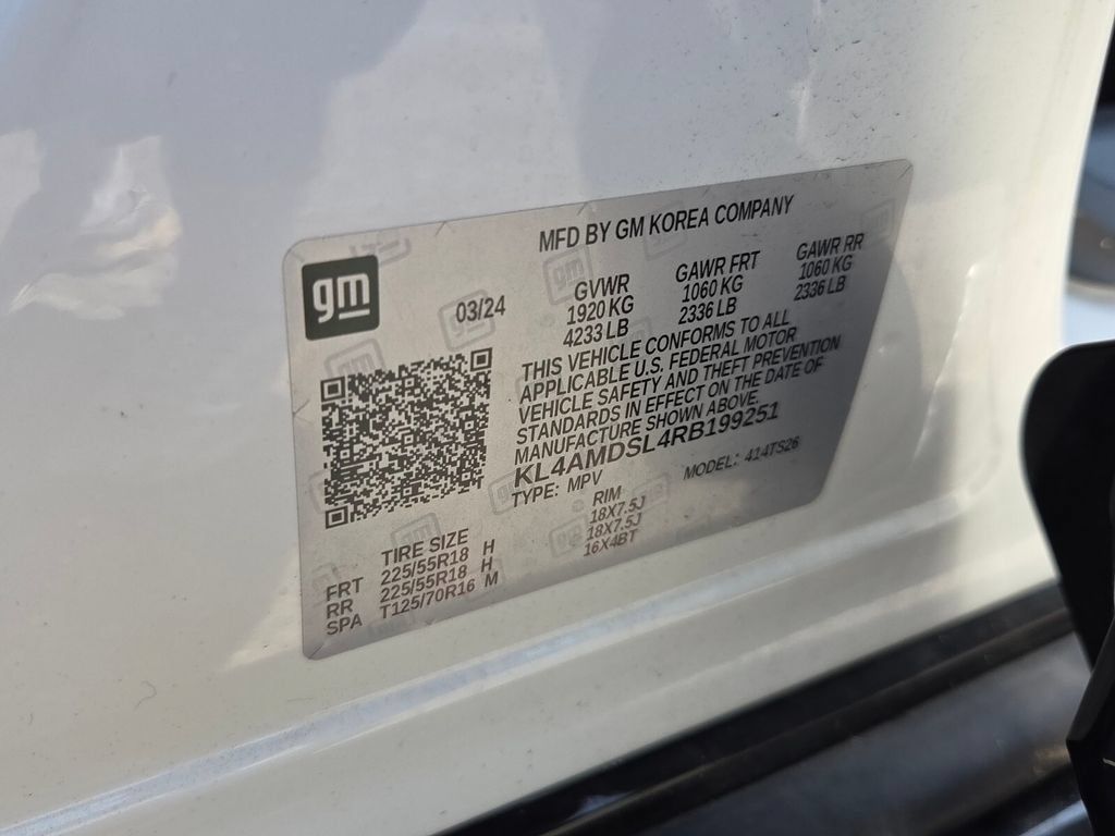 Certified 2024 Buick Encore GX Sport Touring FWD image 11