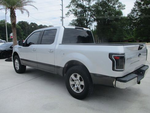 Used 2015 Ford F150 XLT w/ Equipment Group 301A Mid RWD image 11