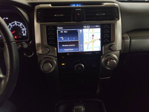 Used 2020 Toyota 4Runner SR5 Premium w/ Moonroof Package image 25