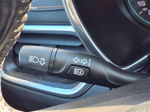 Used 2020 Chevrolet Equinox Premier image 18