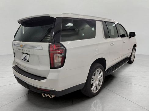 Used 2023 Chevrolet Suburban High Country AWD/4WD image 19