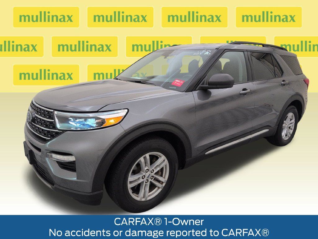 Used 2021 Ford Explorer XLT w/ Equipment Group 202A RWD image 11