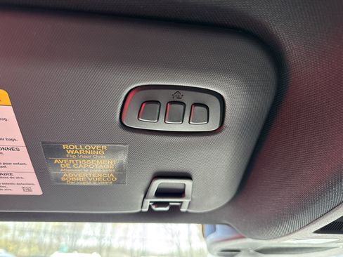 Used 2024 Ford Escape ST-Line Elite w/ Premium Technology Package image 18