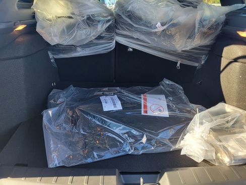 New 2026 Nissan Kicks SV w/ SV Premium Package image 31